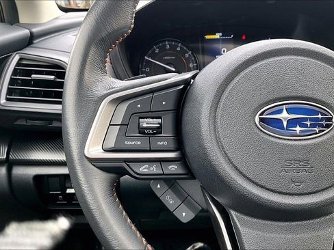 Used 2023 Subaru Crosstrek 2.0i Premium image 24