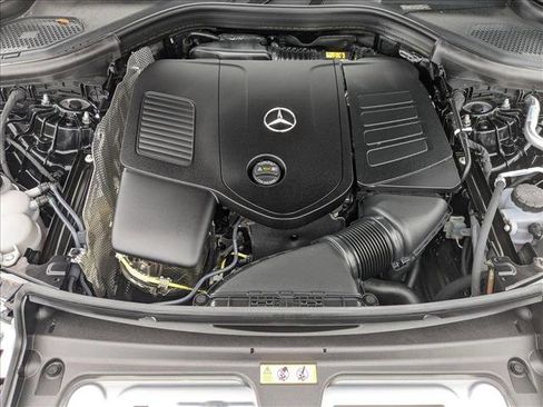 Used 2026 Mercedes-Benz GLC 300 image 23