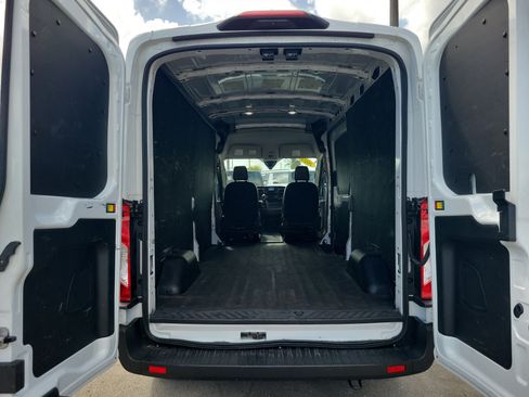 Used 2023 Ford Transit 250 Medium Roof AWD w/ Load Area Protection Package image 5