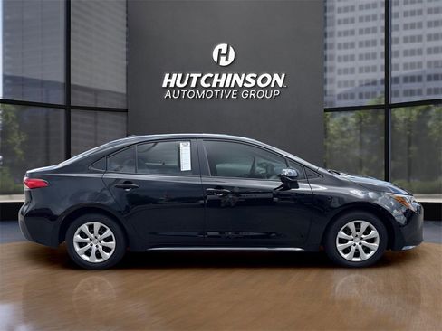 Certified 2025 Toyota Corolla LE image 8