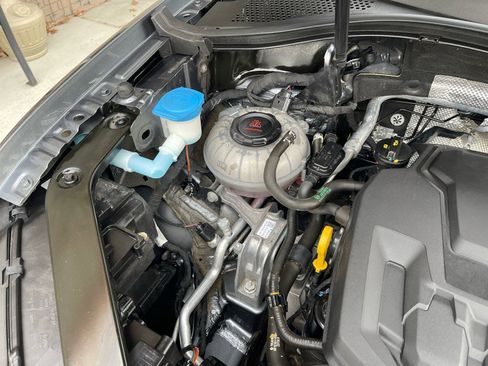 Used 2021 Volkswagen Tiguan SEL Premium R-Line image 51