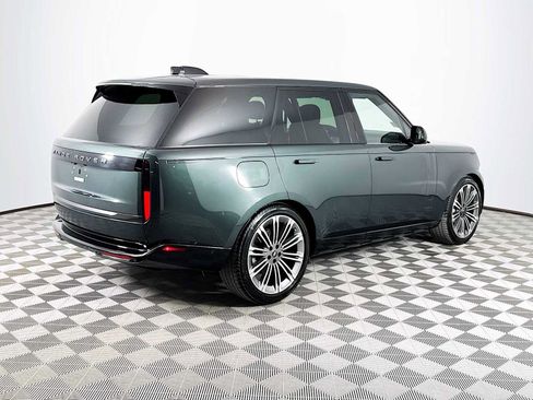 Used 2024 Land Rover Range Rover SE image 5