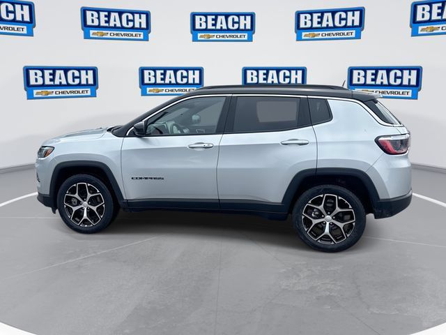 Used 2024 Jeep Compass Limited AWD/4WD image 5