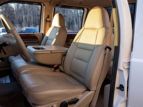 Used 2001 Ford F250 XL image 35