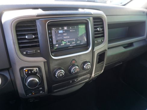 Used 2019 RAM 1500 Express image 11