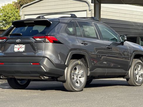 New 2025 Toyota RAV4 XLE image 4