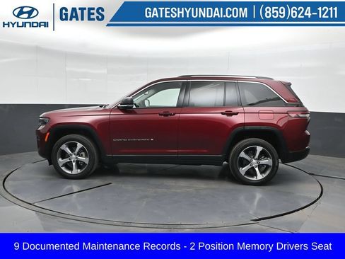 Used 2023 Jeep Grand Cherokee Limited AWD/4WD image 7