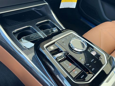 New 2026 BMW 740i xDrive AWD/4WD image 27