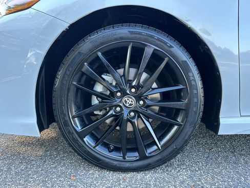 Used 2023 Toyota Camry XSE image 11