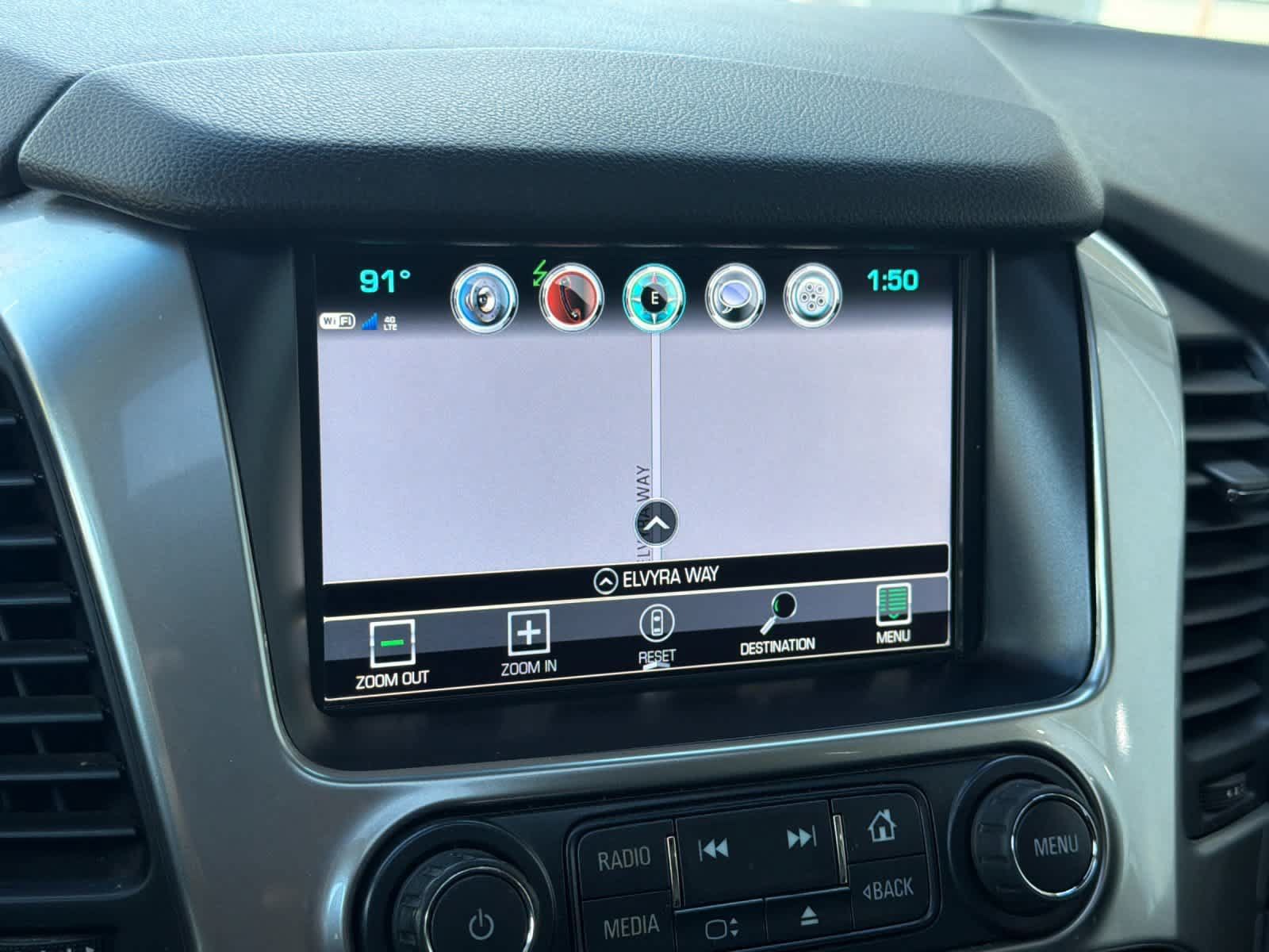 Used 2019 Chevrolet Suburban Premier AWD/4WD image 22