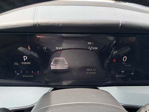 New 2026 Nissan Murano Platinum w/ Cargo Package AWD/4WD image 16