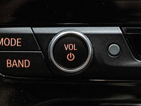 Used 2025 BMW M850i xDrive image 45