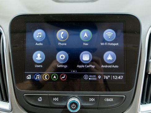 Used 2023 Chevrolet Malibu LT FWD image 17