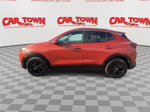 Used 2024 Buick Encore GX Sport Touring image 5