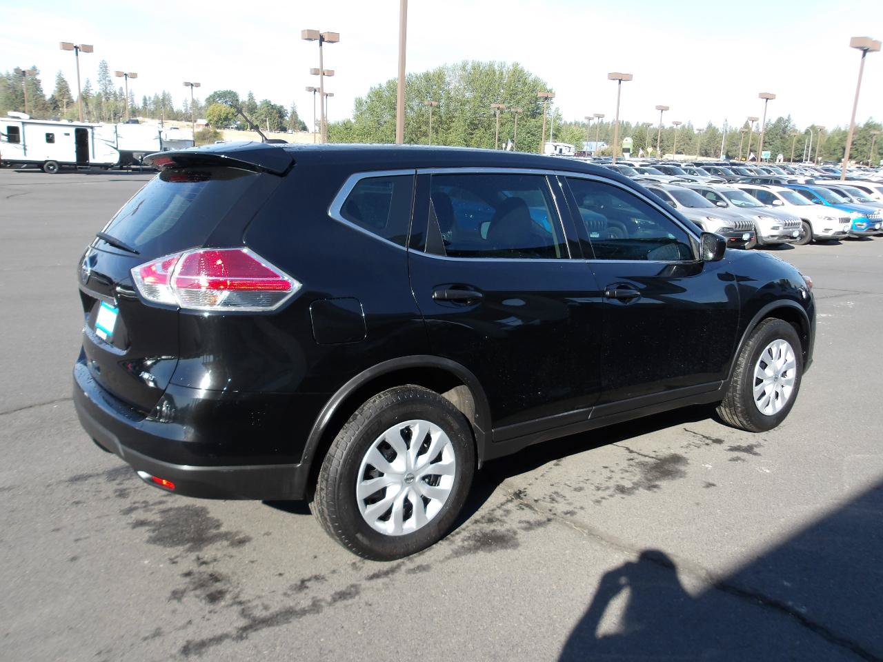 Used 2016 Nissan Rogue S AWD/4WD image 5