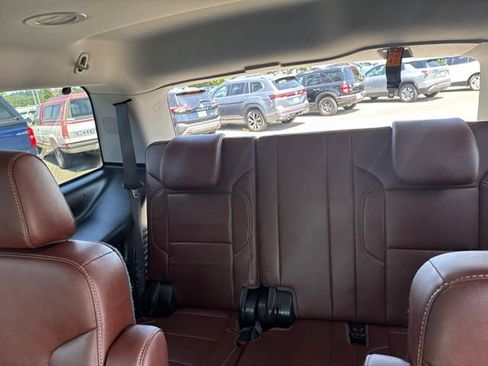 Used 2019 Chevrolet Tahoe Premier w/ Premier Plus Edition AWD/4WD image 13