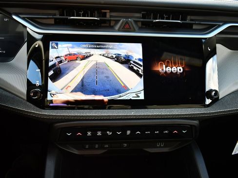 New 2026 Jeep Cherokee Laredo AWD/4WD image 14