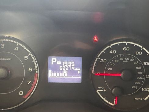 Used 2019 Subaru Crosstrek 2.0i Premium image 10