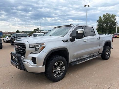 Used 2020 GMC Sierra 1500 SLE w/ SLE Value Package AWD/4WD image 8
