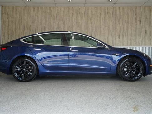 Used 2019 Tesla Model 3 Long Range AWD/4WD image 6