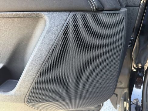 Used 2025 INFINITI QX60 Pure image 14