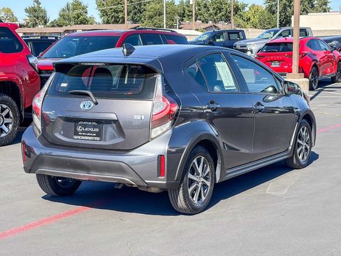 Used 2018 Toyota Prius C Four FWD image 5
