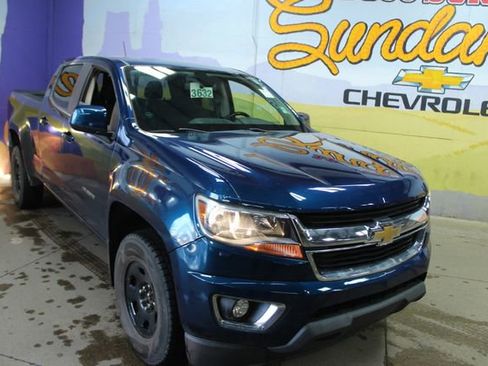 Used 2020 Chevrolet Colorado LT w/ LT Convenience Package AWD/4WD image 2
