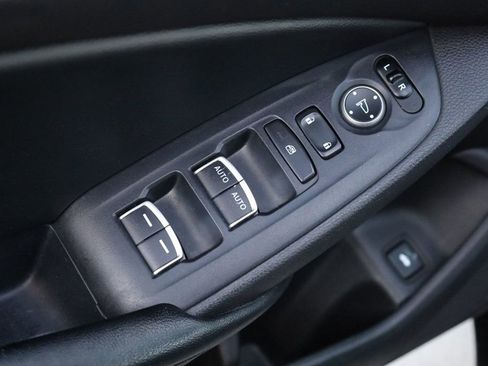 Used 2018 Honda Accord LX image 36