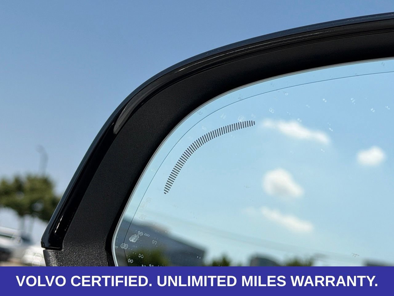 Certified 2024 Volvo XC40 B5 Ultimate AWD/4WD image 12