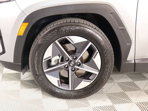 Used 2025 Hyundai Tucson SEL FWD image 17