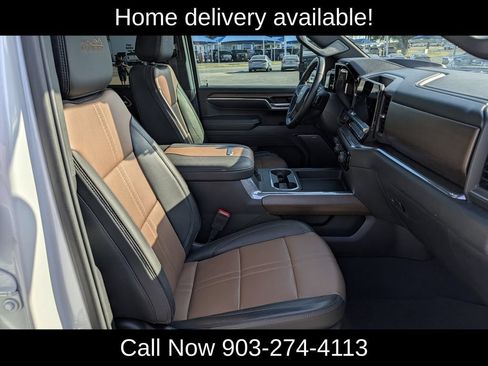 Used 2024 Chevrolet Silverado 2500 High Country w/ Technology Package AWD/4WD image 39