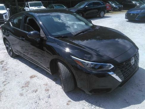 Used 2024 Nissan Sentra SV FWD image 3