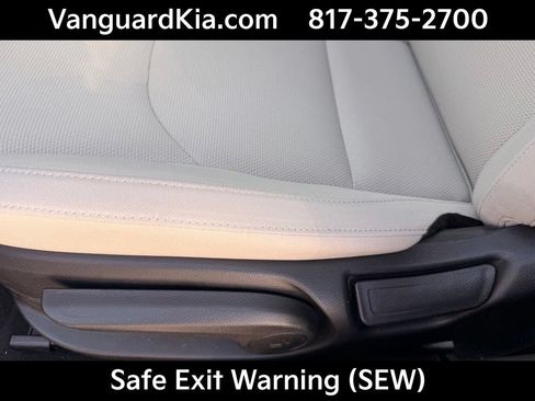 Certified 2023 Kia Forte LXS w/ LXS Technology Package FWD image 15