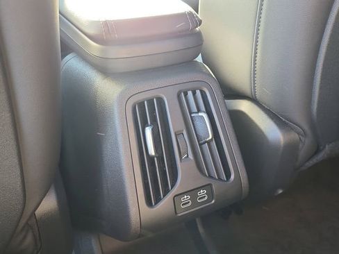 Used 2025 BMW X1 xDrive28i w/ Technology Package image 13