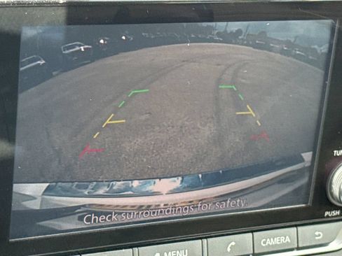Used 2023 Nissan Altima 2.5 SV FWD image 18