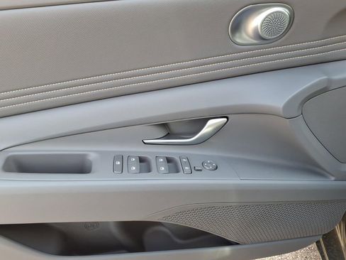 New 2026 Hyundai Elantra SEL Sport Premium FWD image 13