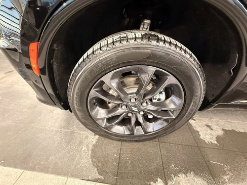 Used 2025 Dodge Durango GT image 50