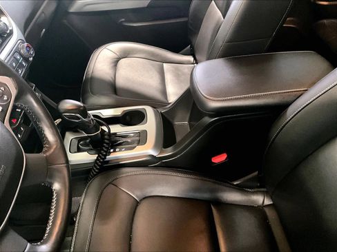 Used 2022 Chevrolet Colorado LT w/ Luxury Package image 20