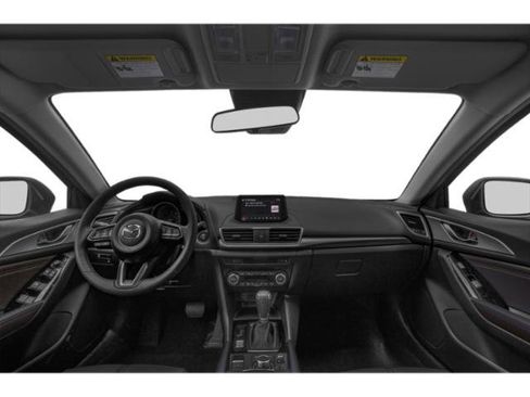 Used 2018 MAZDA MAZDA3 Touring image 5