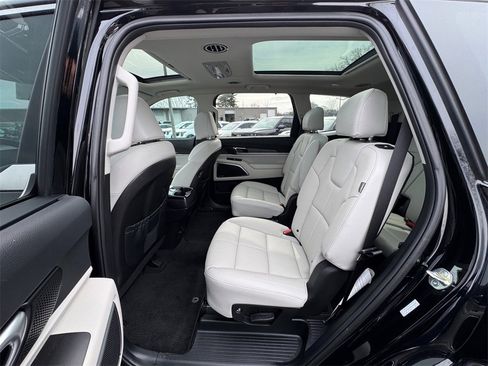 Used 2024 Kia Telluride SX image 12