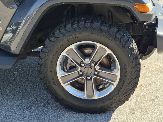 Used 2020 Jeep Wrangler Unlimited Sahara AWD/4WD image 10