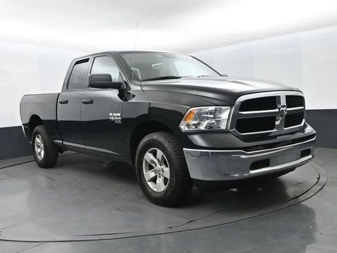 Used 2024 RAM 1500 Classic SLT AWD/4WD image 2