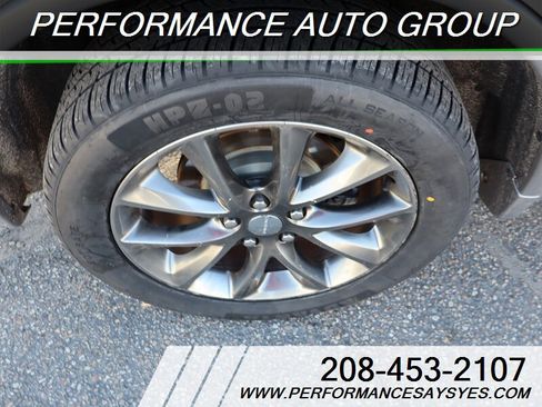 Used 2018 Dodge Durango GT AWD/4WD image 11