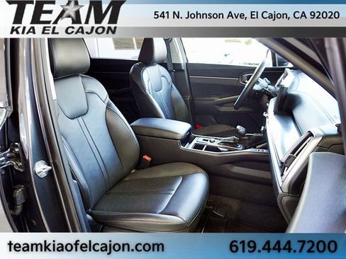 Certified 2024 Kia Sorento S image 12