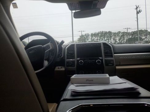 Used 2020 Ford F250 Lariat w/ Lariat Ultimate Package image 8