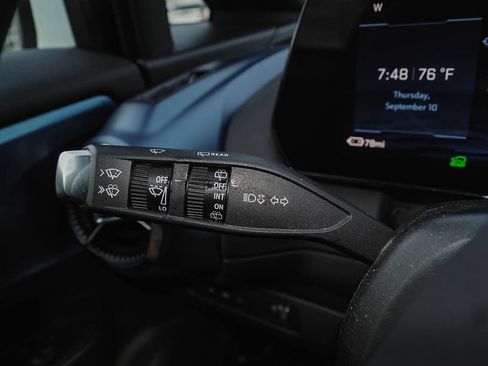Used 2024 Chevrolet Equinox EV LT FWD image 25