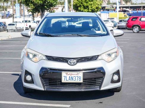 Used 2015 Toyota Corolla S image 2
