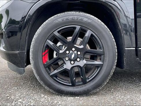 Used 2020 Chevrolet Traverse Premier w/ Redline Edition FWD image 10