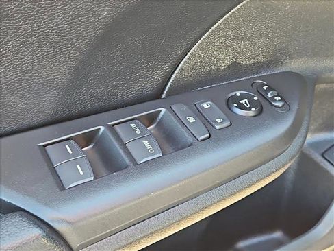 Used 2021 Honda Civic EX-L image 11