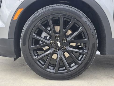 Used 2023 Cadillac XT4 Sport w/ LPO, Onyx Lite Package image 11